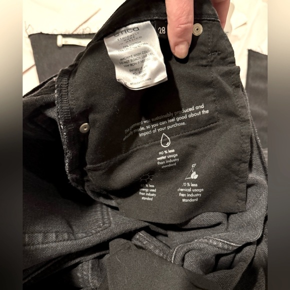 Etica Black Ankle Cropped Jeans - NWT - 28 - Picture 12 of 15